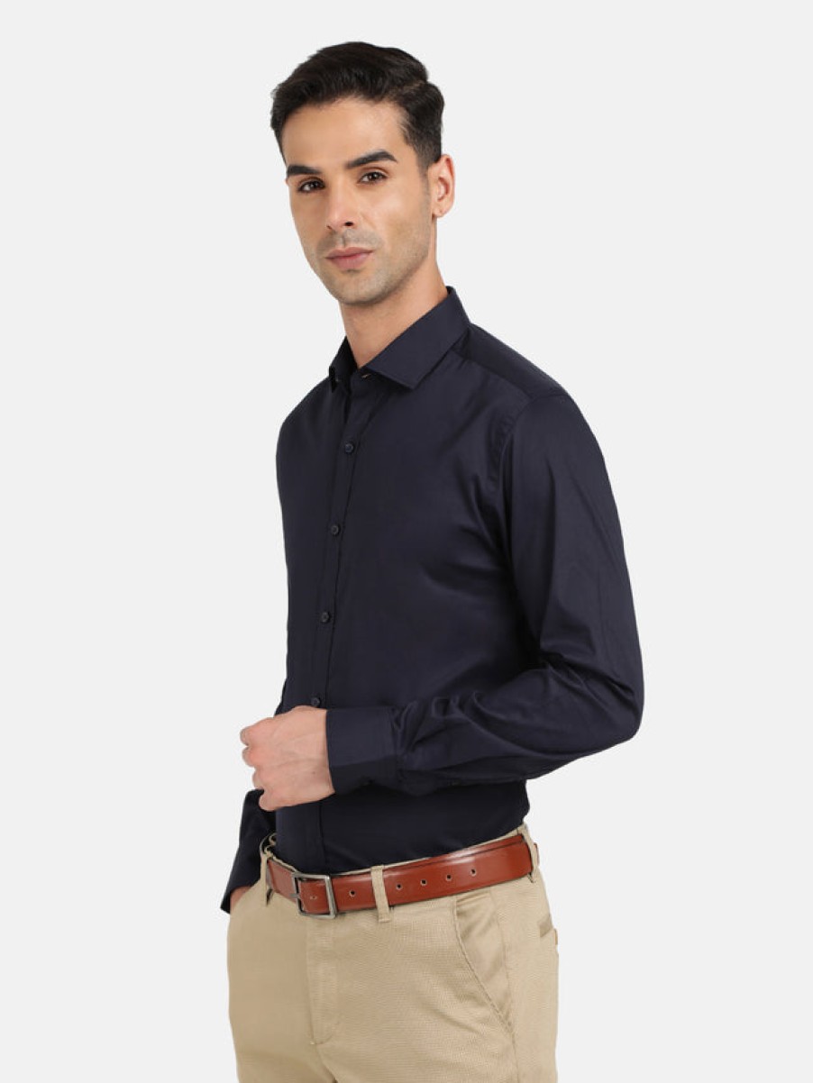 Formal Shirts | IVOC Men Navy Solid Slim Fit Opaque Formal Shirt