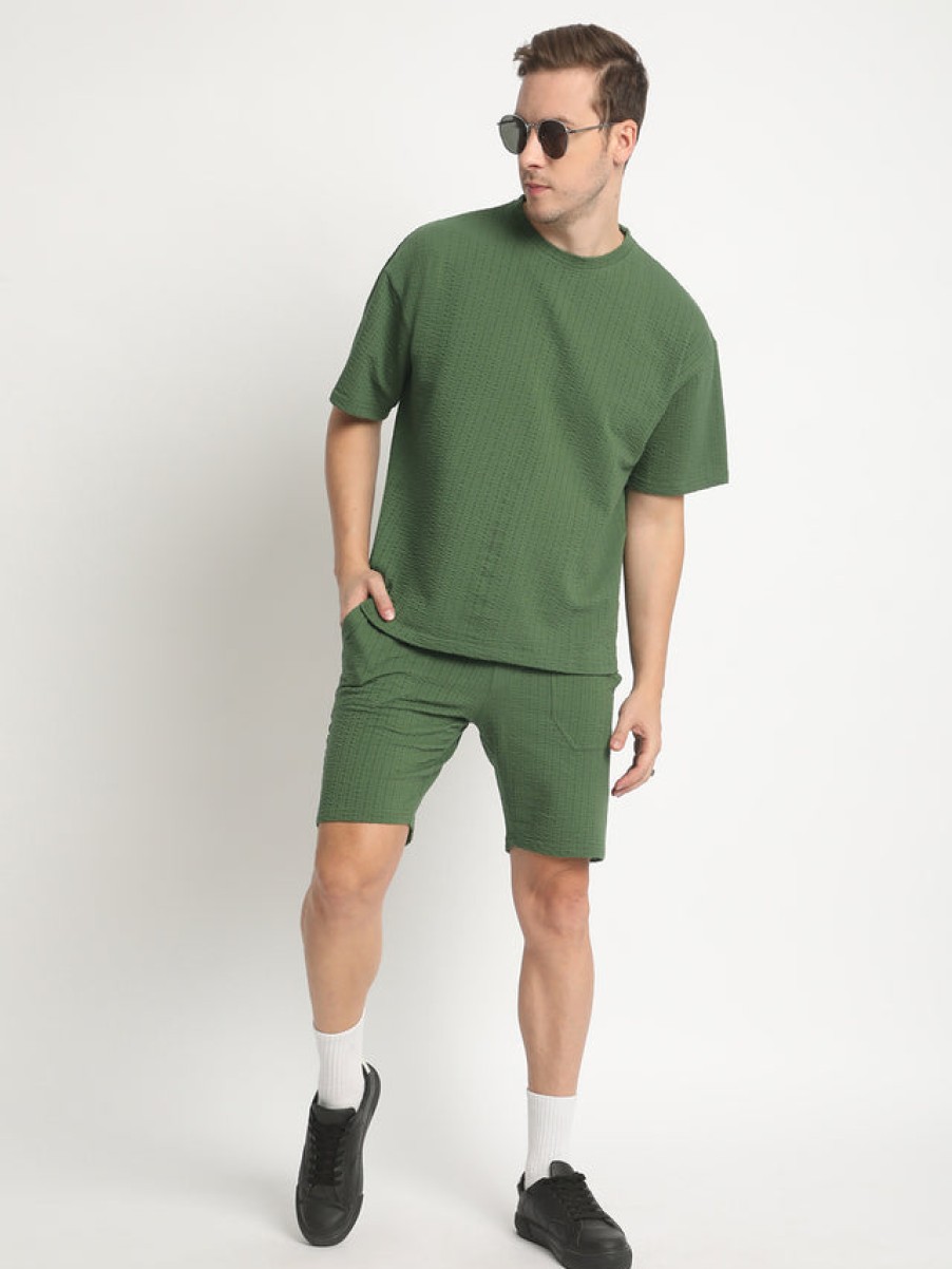 Co-Ords Sets | Bene Kleed Men Bottle Green Regular Fit Solid Seersucker Knitted Co-Ord Set