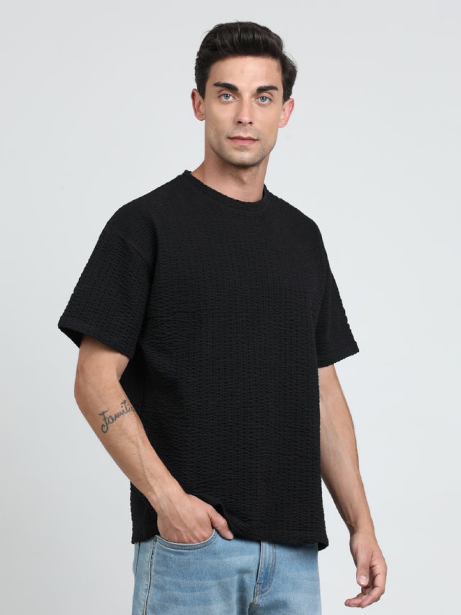 T-Shirts | Bene Kleed Men Black Oversized Knit Seersucker Solid T-Shirt