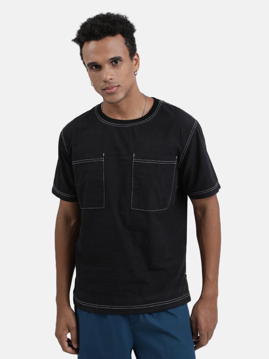 T-Shirts | Bene Kleed Men Black Relaxed Fit Woven Solid T-Shirt With Contrast Stitch