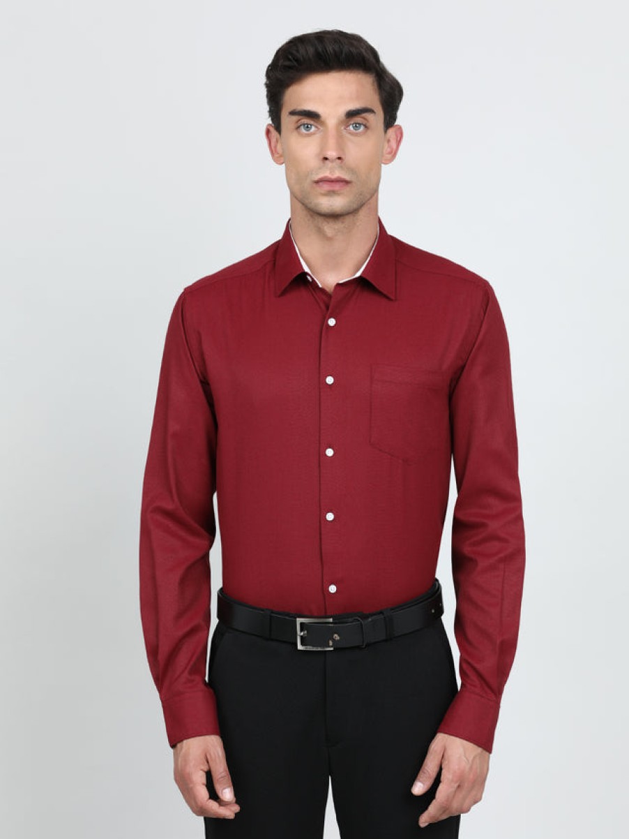 Formal Shirts | IVOC Men Maroon Regular Fit Textured Poly Cotton Formal Shirt