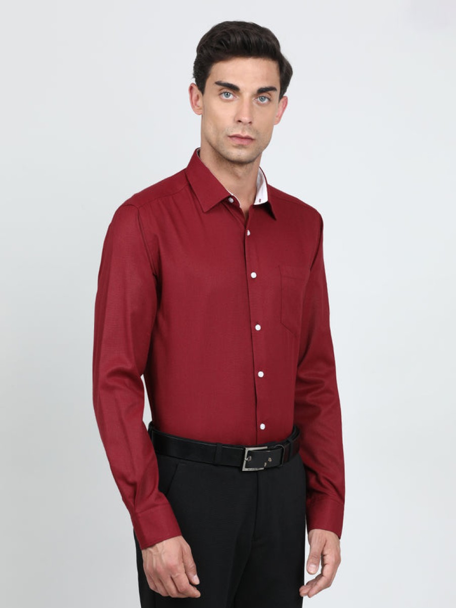 Formal Shirts | IVOC Men Maroon Regular Fit Textured Poly Cotton Formal Shirt