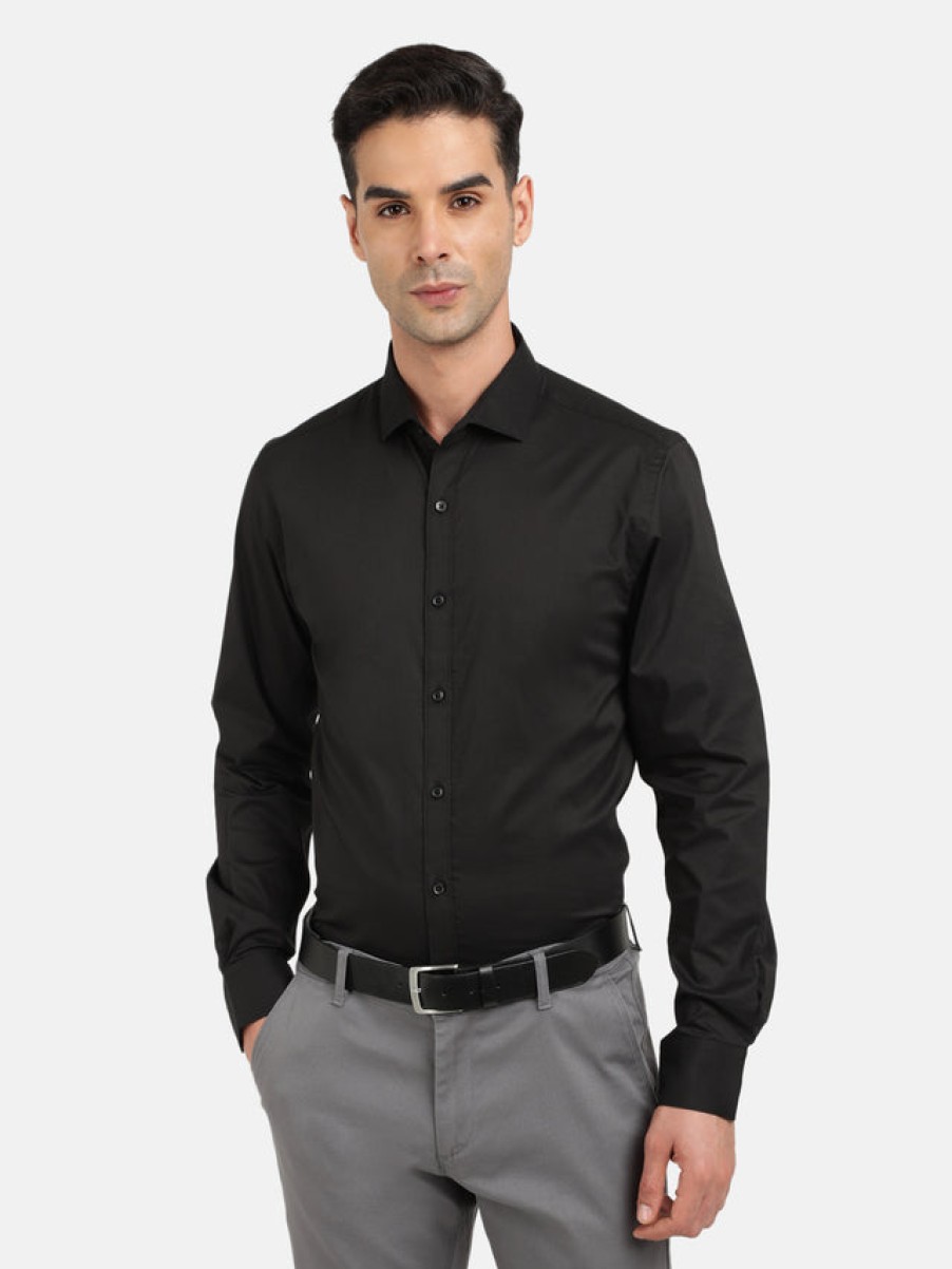 Formal Shirts | IVOC Men Black Solid Slim Fit Opaque Formal Shirt