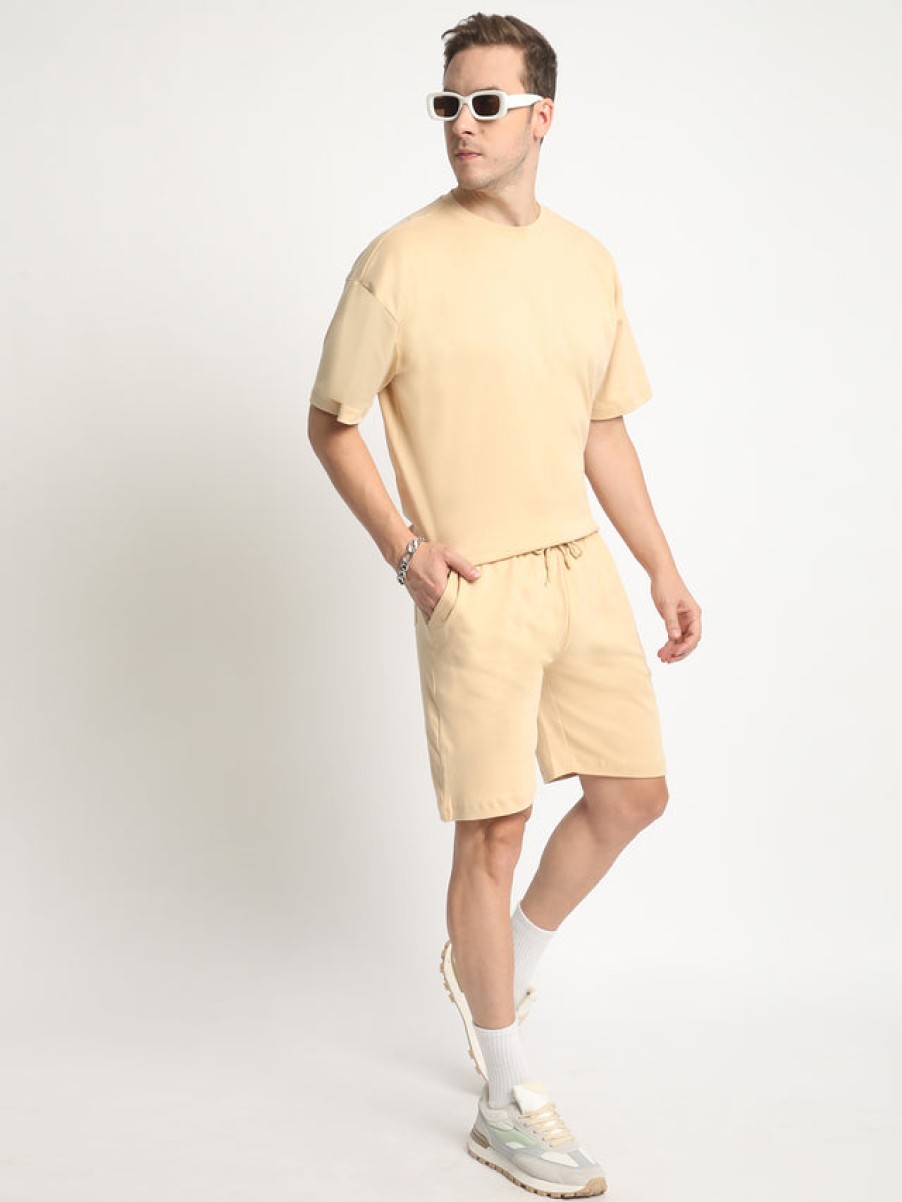 Shorts | Bene Kleed Men Beige Interlock Oversized Solid Shorts