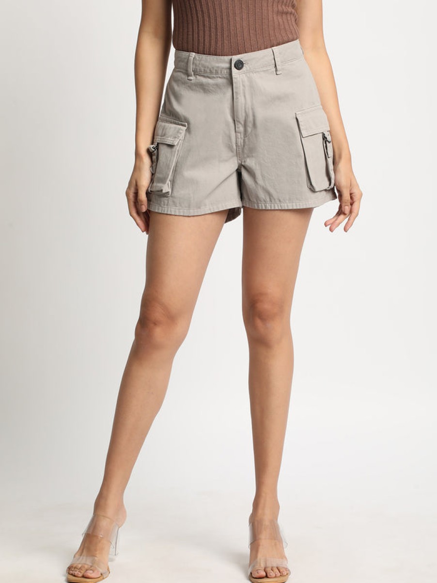 Shorts | Bene Kleed Women Silver Grey High Rise Solid Cargo Shorts